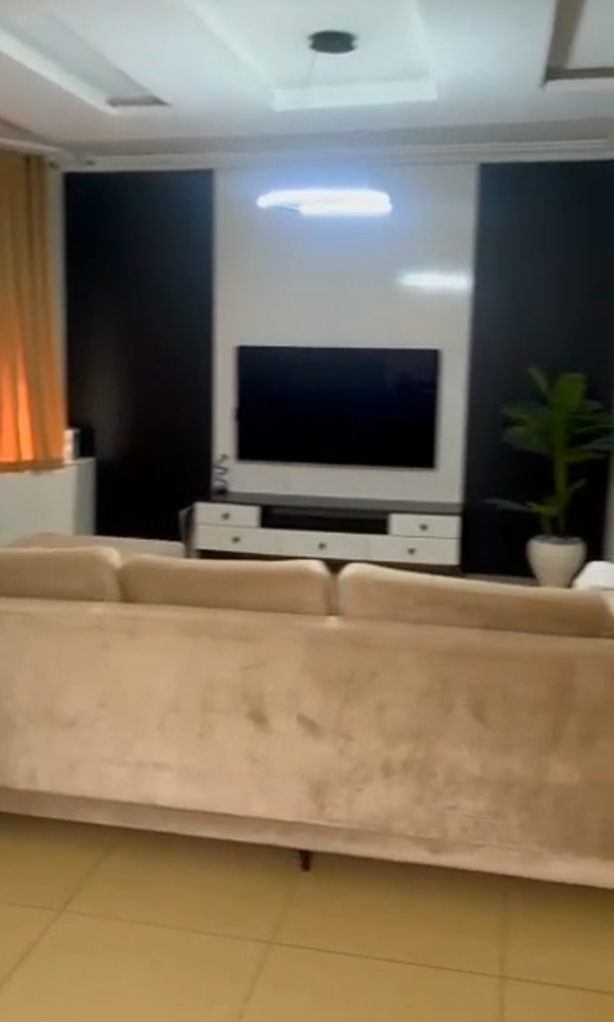 🔑 Affordable Elegance in a Prime Lugbe Location