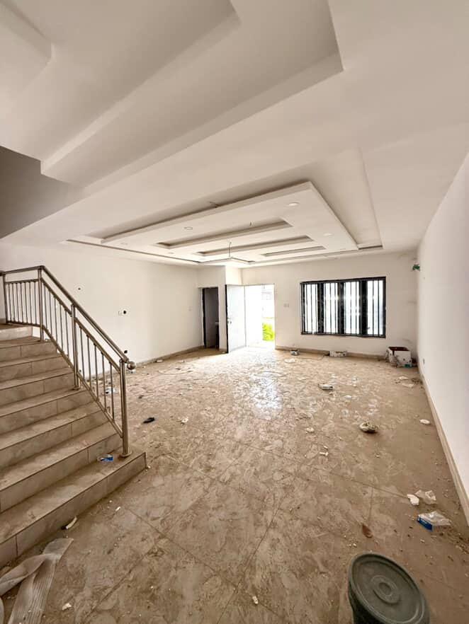 🏘️ Luxuriously Built 4-Bedroom Terrace – Jahi, Abuja