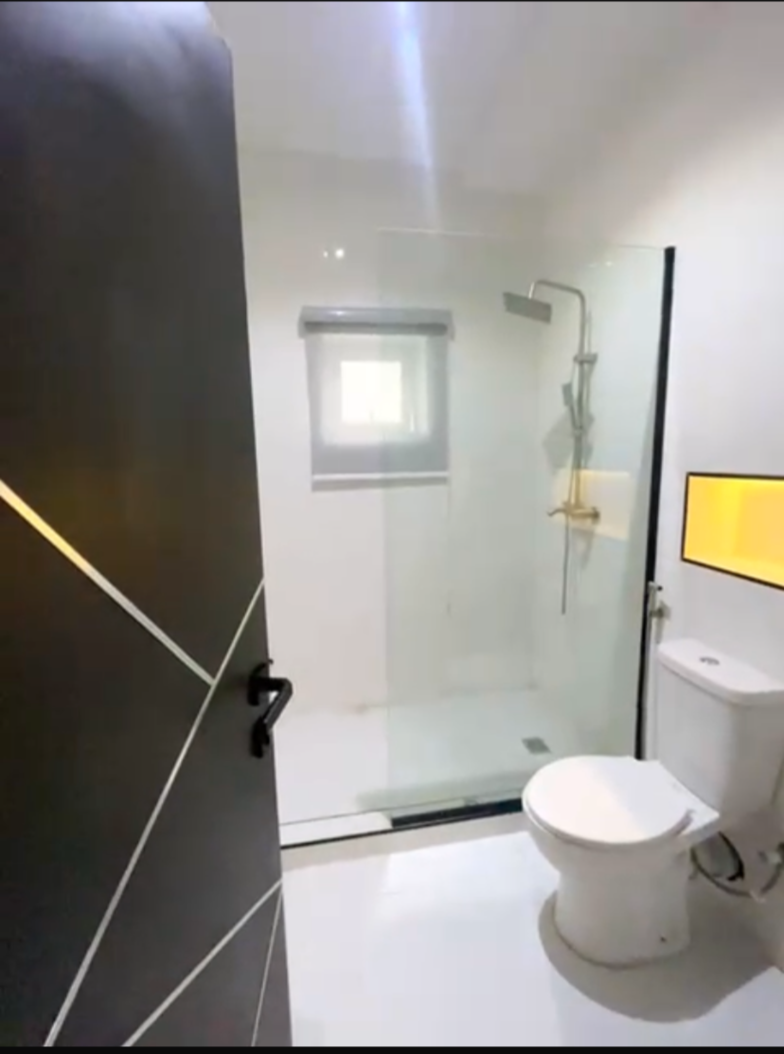💎 Luxury Redefined in Jahi – Serviced 2-Bedroom Apartment | ₦150M (Negotiable)