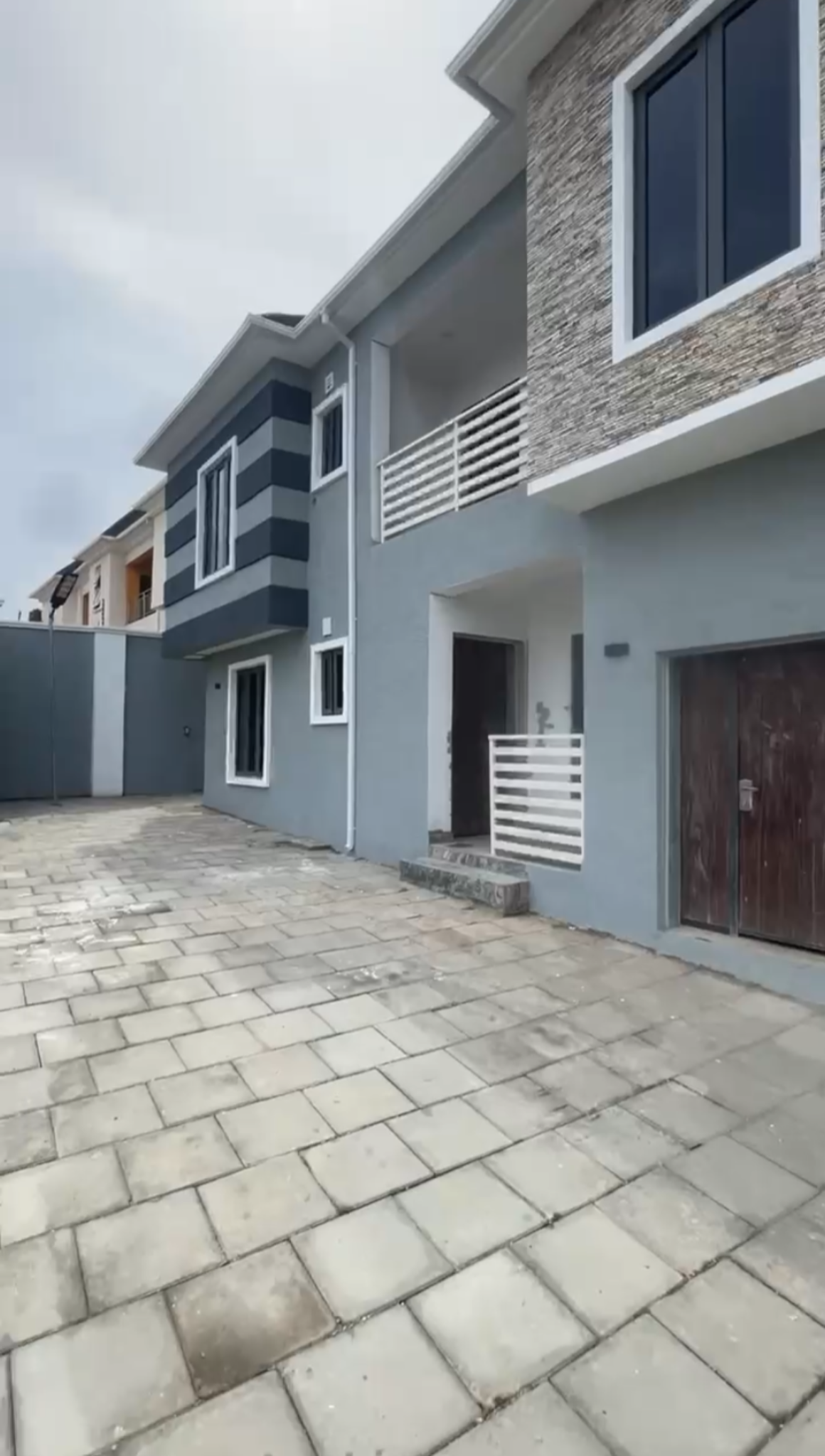 💎 FOR SALE: Prime 4-Unit Investment Property in Lifecamp 💎