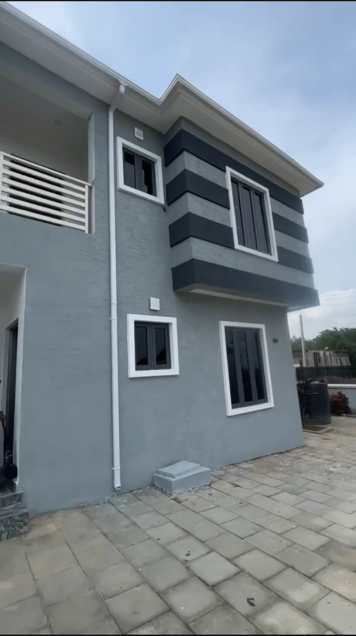 💎 FOR SALE: Prime 4-Unit Investment Property in Lifecamp 💎