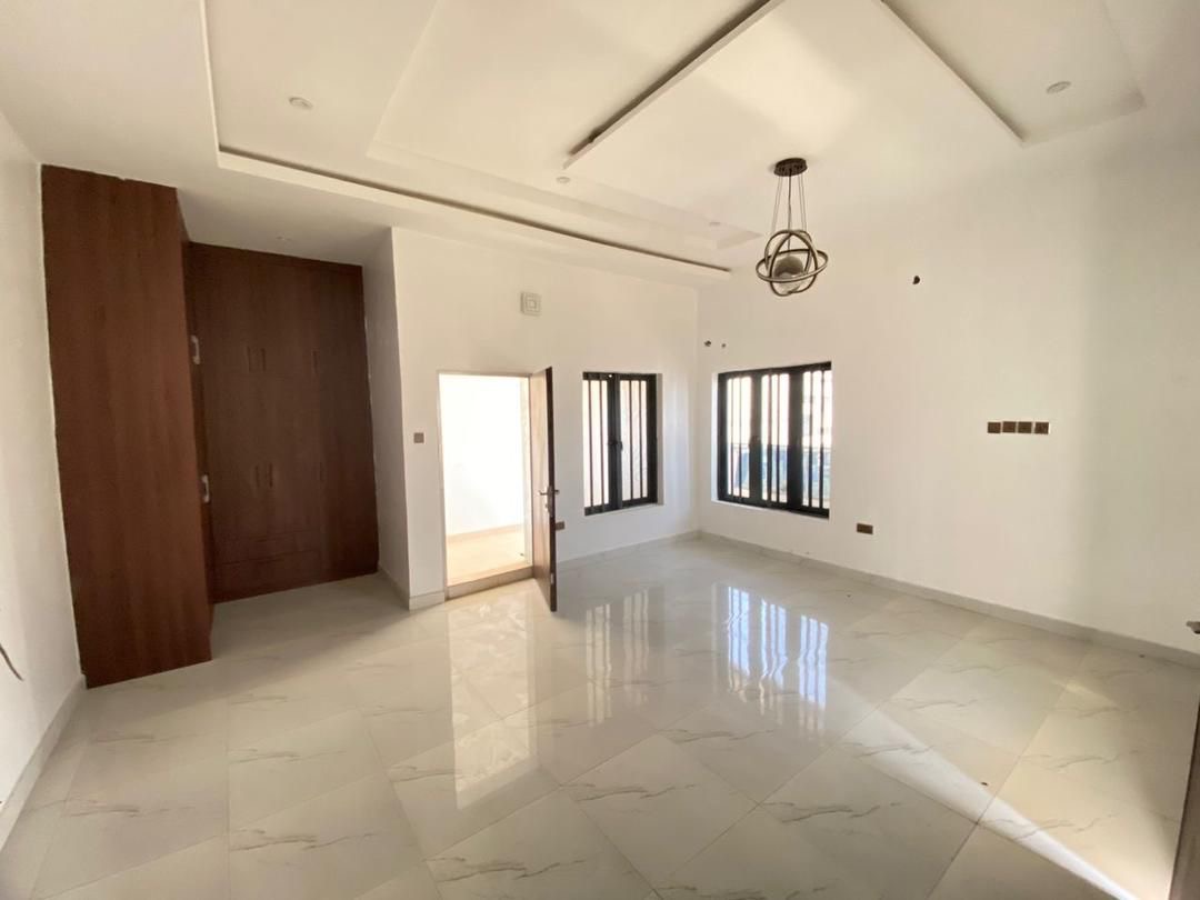 MODERN ELEGANCE IN THE HEART OF IDU, ABUJA – 5-BEDROOM SEMI-DETACHED DUPLEX FOR SALE