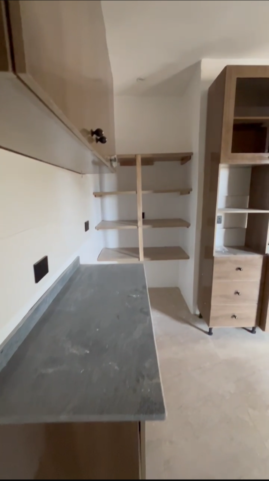 💼 FOR SALE — Luxury 3-Bedroom Apartments in Jahi’s Prime Zone 🔑