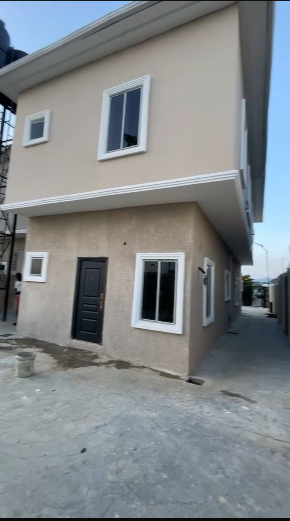 🔑 FOR SALE — Executive 4-Bedroom Semi-Detached Duplexes with BQ in Gwarinpa Extension
