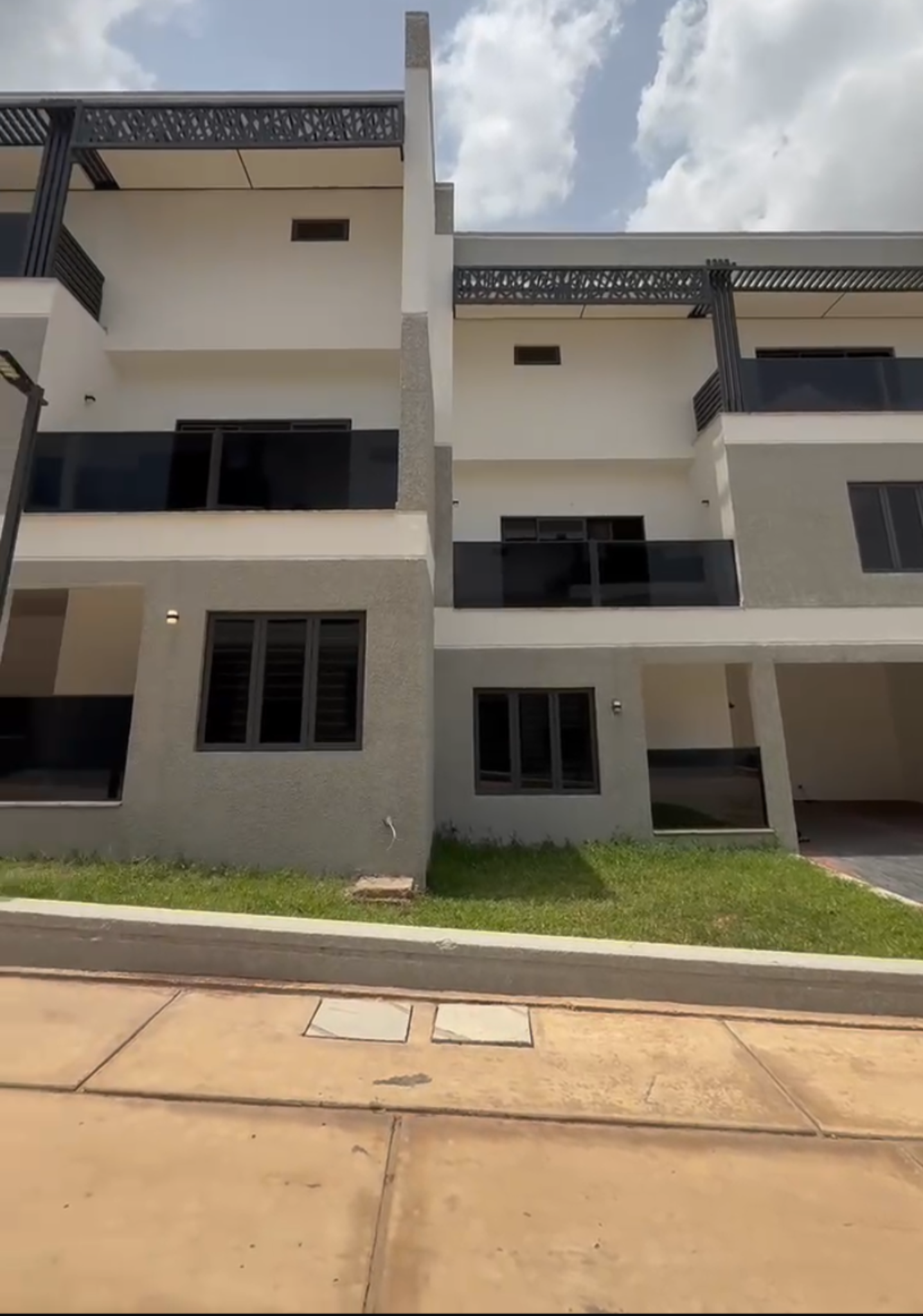 🏡 Ultra-Luxury 4-Bedroom Terraces with BQ | Katampe Extension