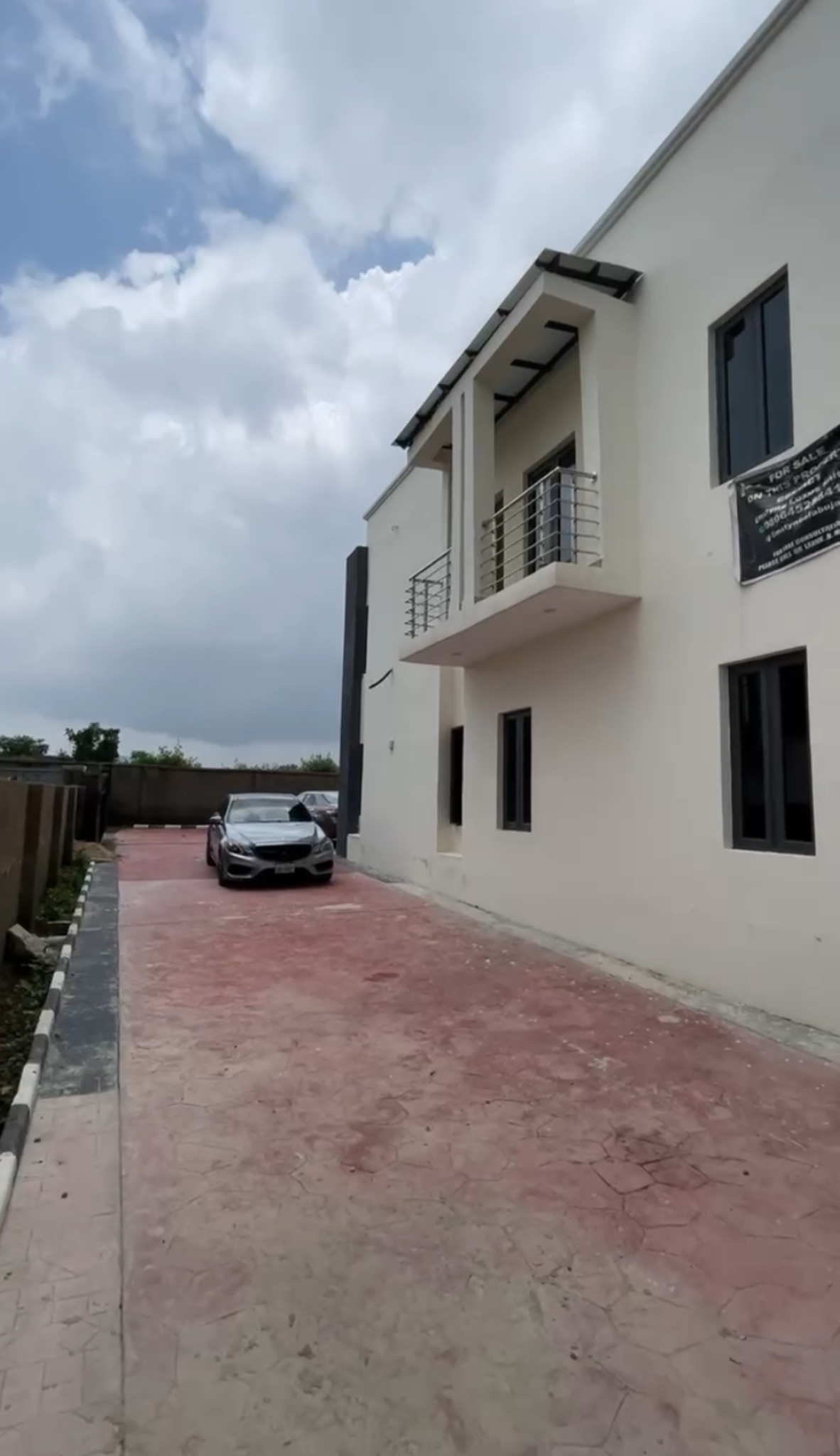 💎 For Sale: Contemporary 5-Bed Fully Detached Duplex in Karsana (Expressway-Facing) 🚗✨