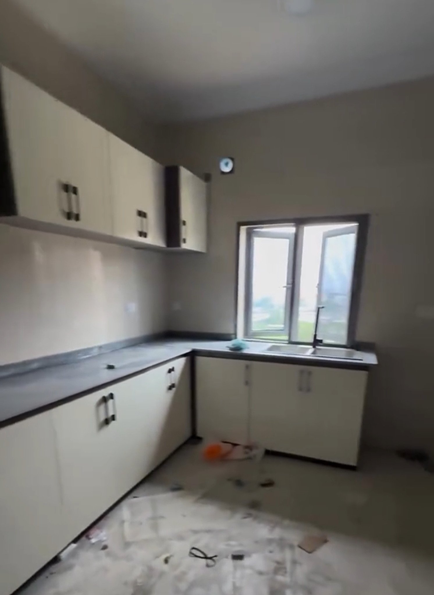 FOR SALE: Premium 3-Bedroom Apartment + BQ