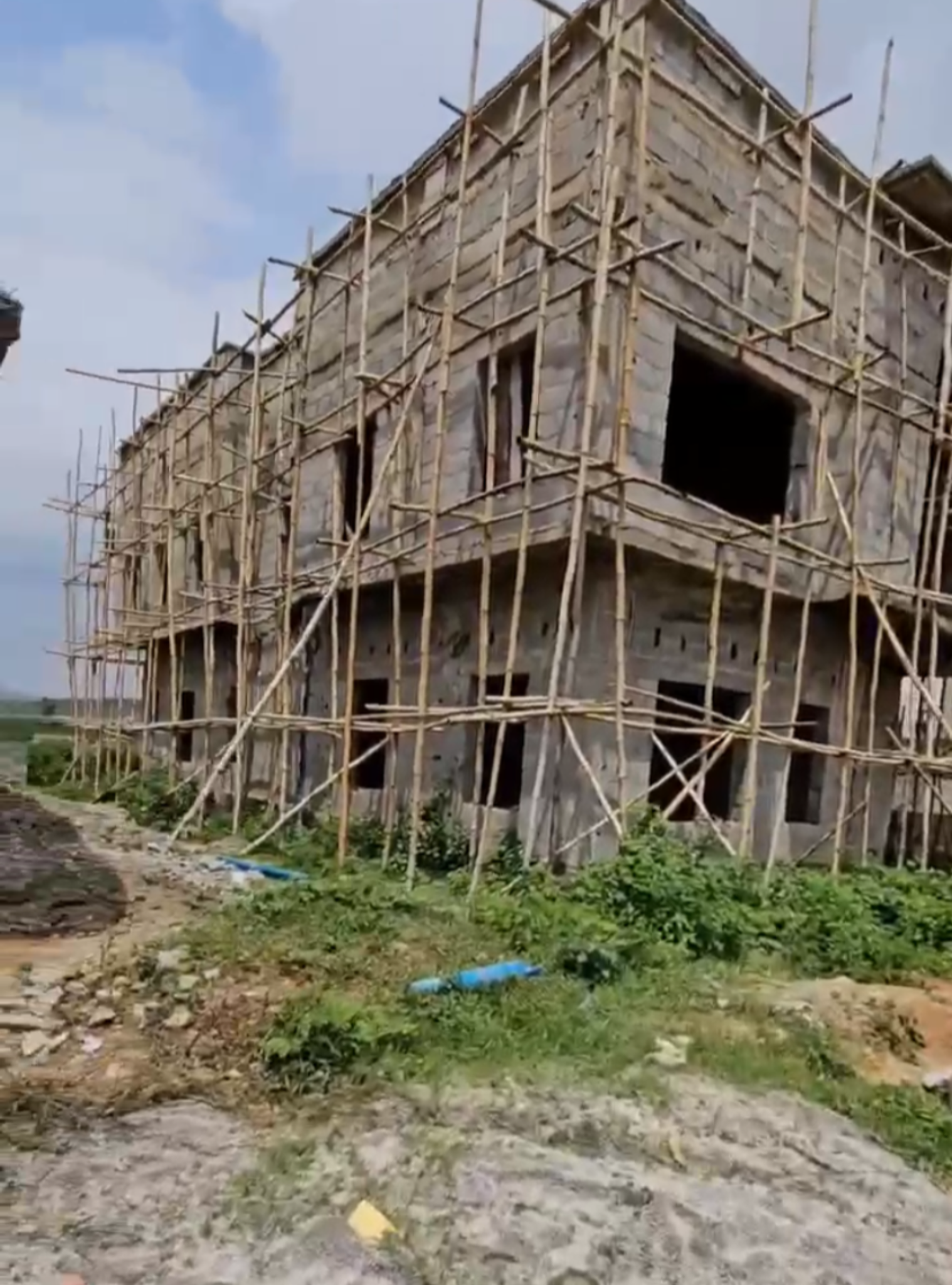 4-bedroom fully detached duplex with BQ