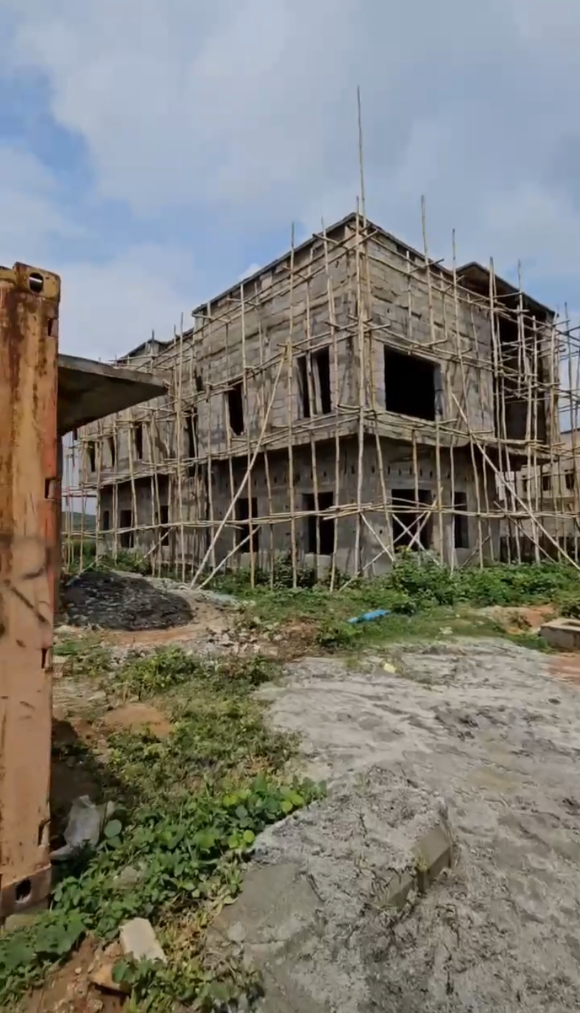 4-bedroom fully detached duplex with BQ