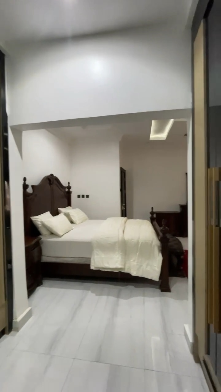 Step into a 5-bedroom fully detached duplex with an elegant 2-bedroom BQ