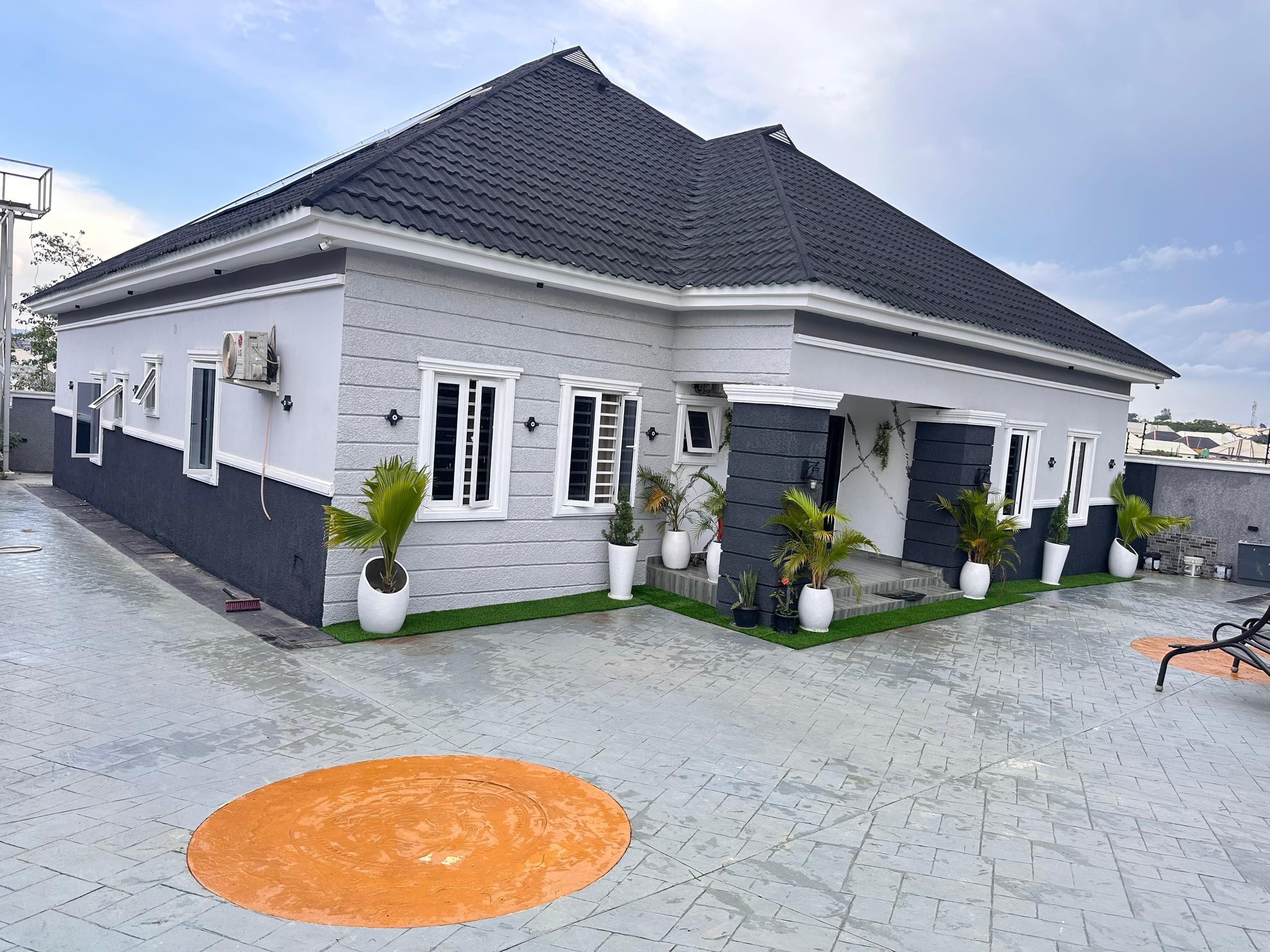 modern 3-bedroom bungalow In Dakwo(Sunnyvale Axis)