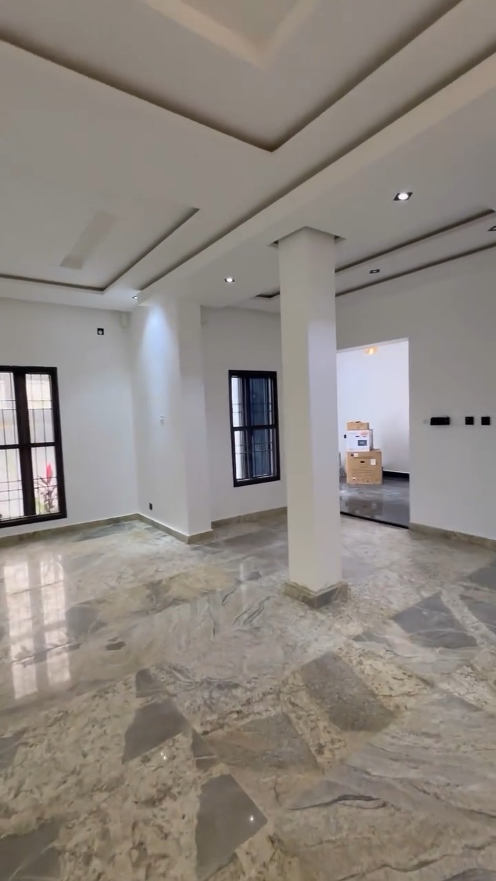 6-Bedroom Fully Detached Duplex with BQ in the prestigious Guzape District