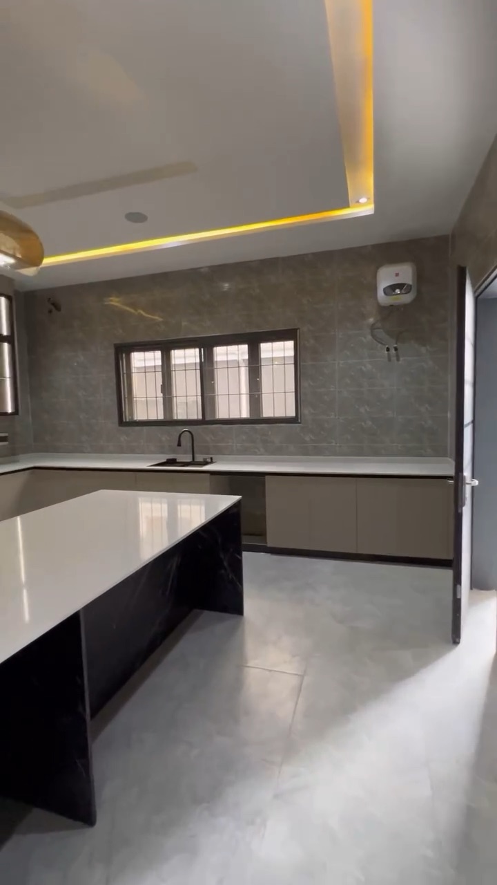 6-Bedroom Fully Detached Duplex with BQ in the prestigious Guzape District