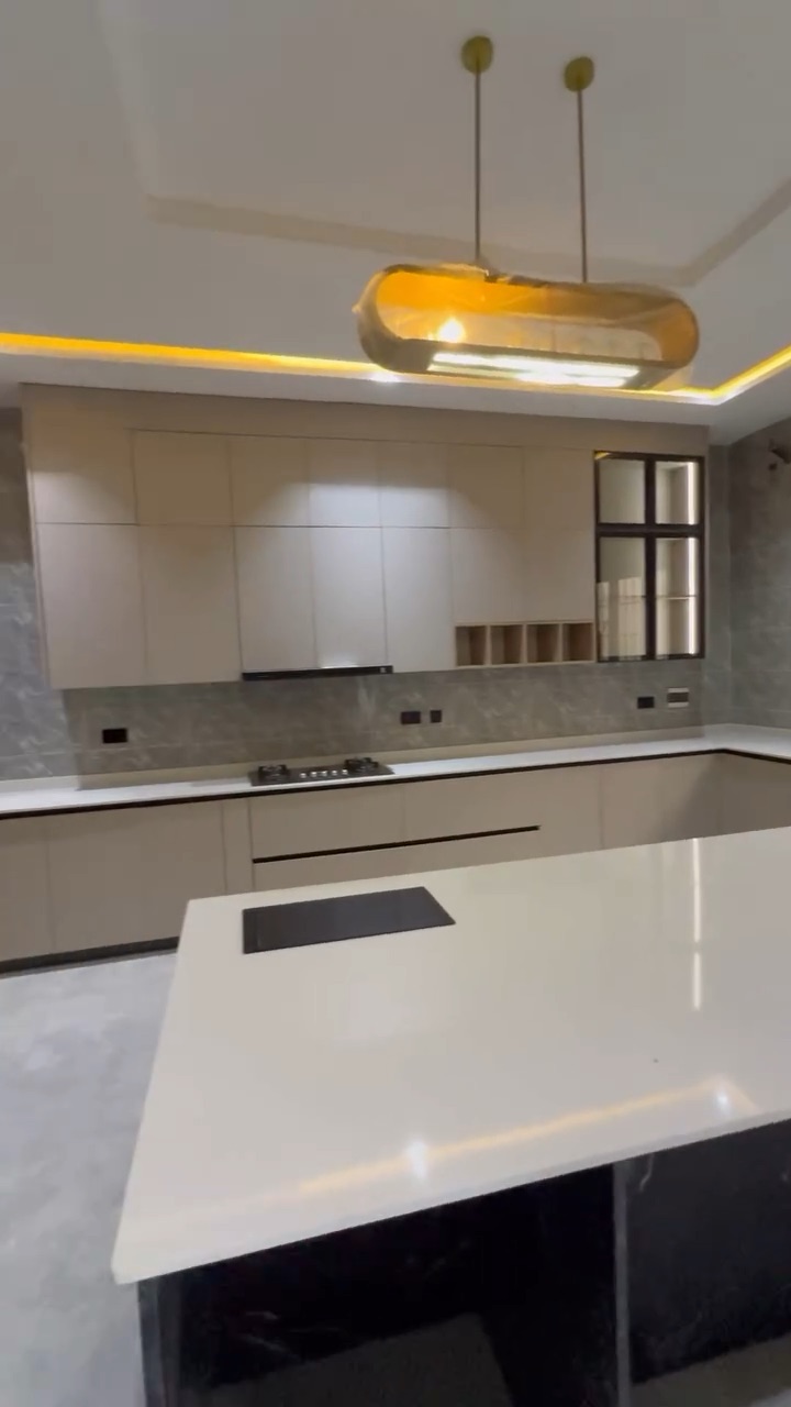 6-Bedroom Fully Detached Duplex with BQ in the prestigious Guzape District