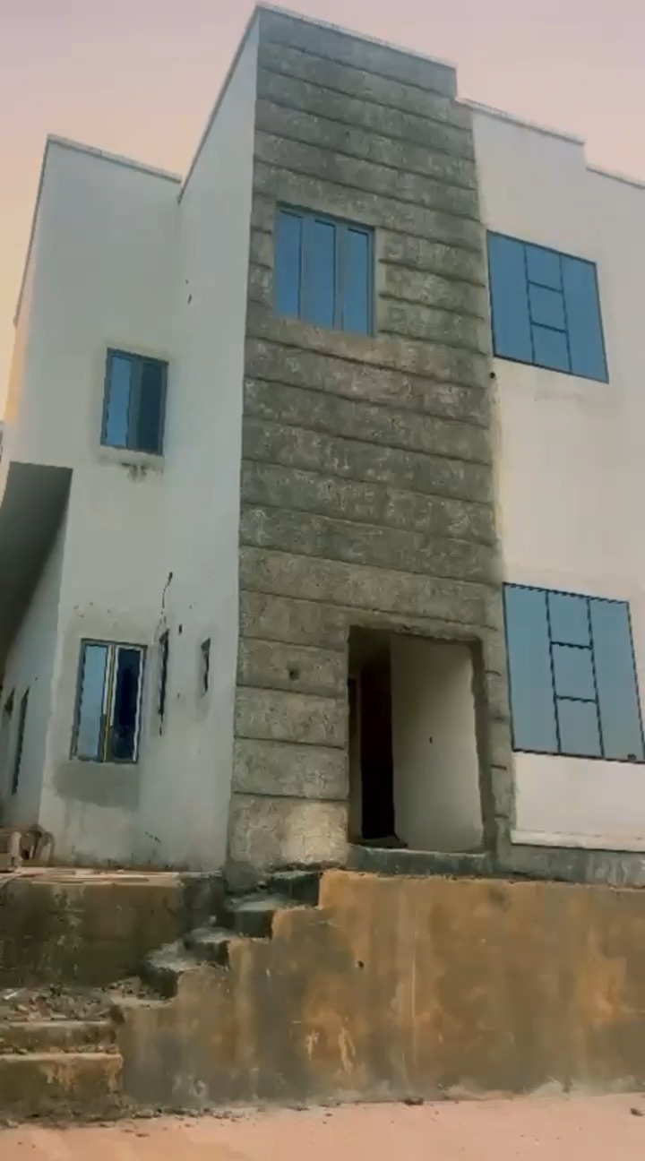 🔥 FOR SALE – Luxury 5-Bedroom Duplex + 2-Bedroom BQ
