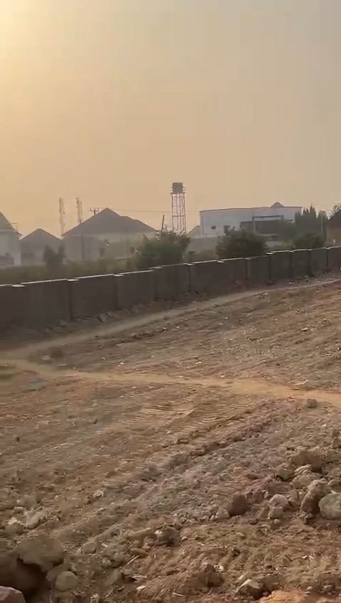 🚨 FOR SALE — PRIME LAND IN JAHI, ABUJA! 🚨
