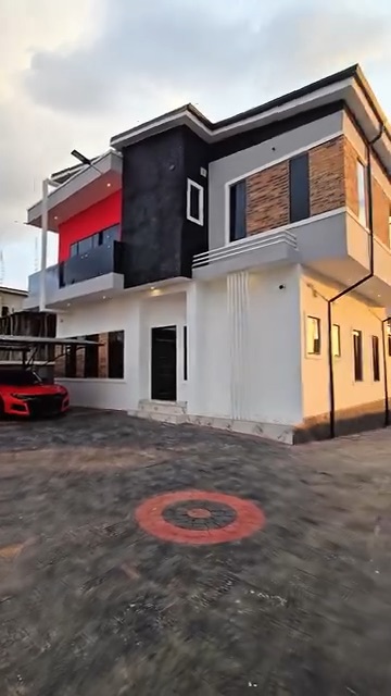 🏡 FOR SALE — ULTRA-MODERN 5-BEDROOM SMART DUPLEX IN WUYE, ABUJA! 💎